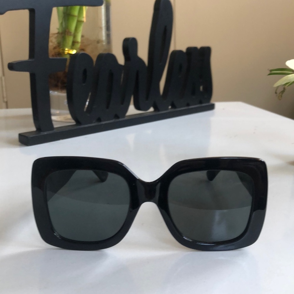 Black square shades 😎